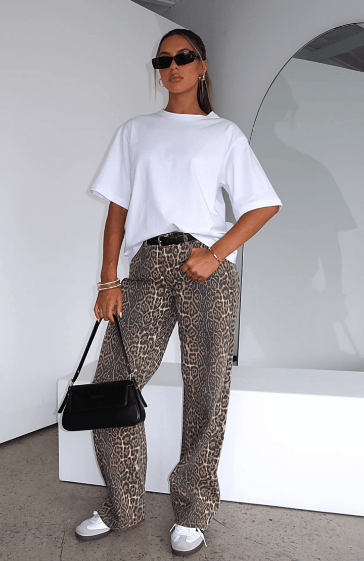 Zaria | Women’s Low-Rise Leopard Wide-Leg Jeans